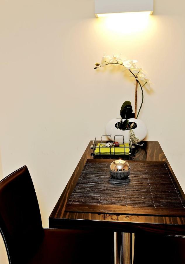 Design Apartment Naehe Duesseldorf Krefeld Eksteriør billede