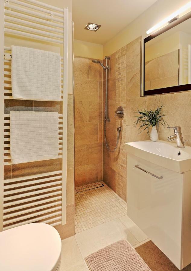 Design Apartment Naehe Duesseldorf Krefeld Eksteriør billede