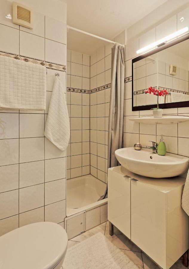 Design Apartment Naehe Duesseldorf Krefeld Eksteriør billede